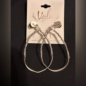 NWT Viola dangly hoop earrings